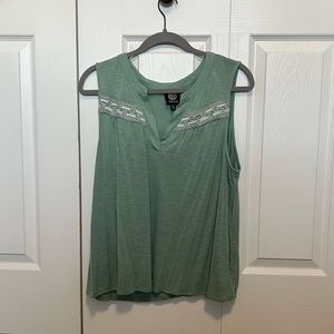 Bobeau tank top size XL